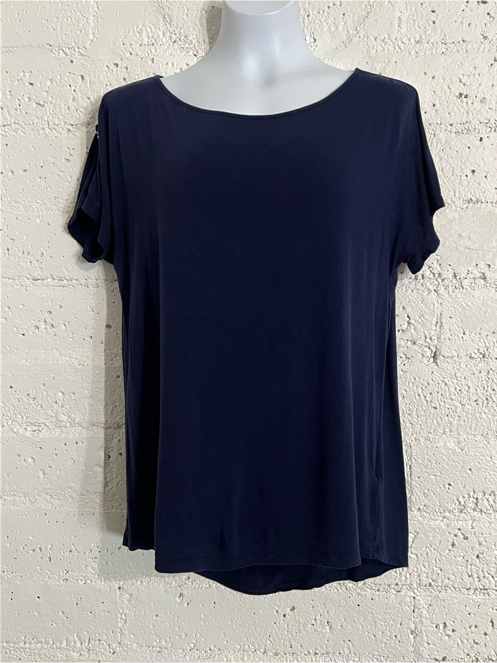 Cable & Gauge Top L Blue Embellished Cold Shoulder Short Sleeve Viscose Stretch